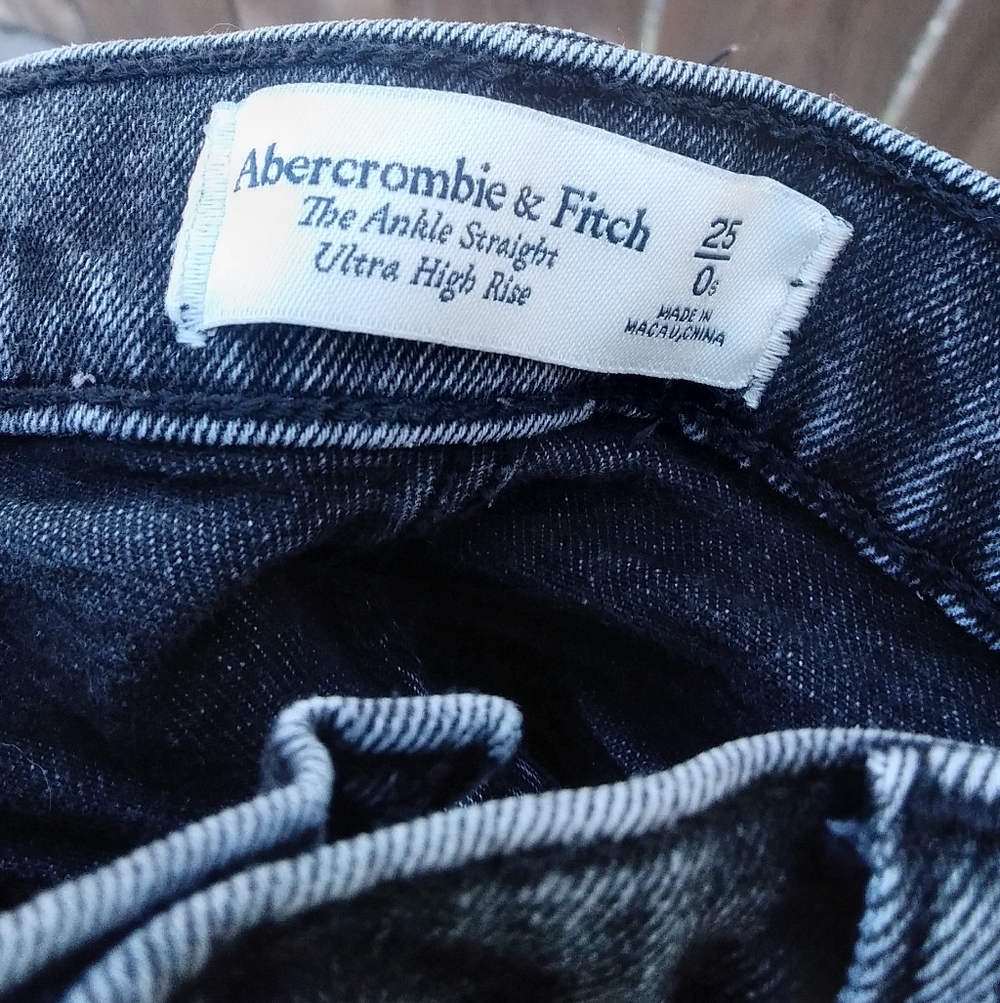 Abercrombie & Fitch 90s Ankle Straight Ultra High Rise Denim Jean Pant 25 Knee - Picture 2 of 3
